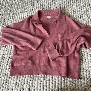 Pink v neck pull over sweater